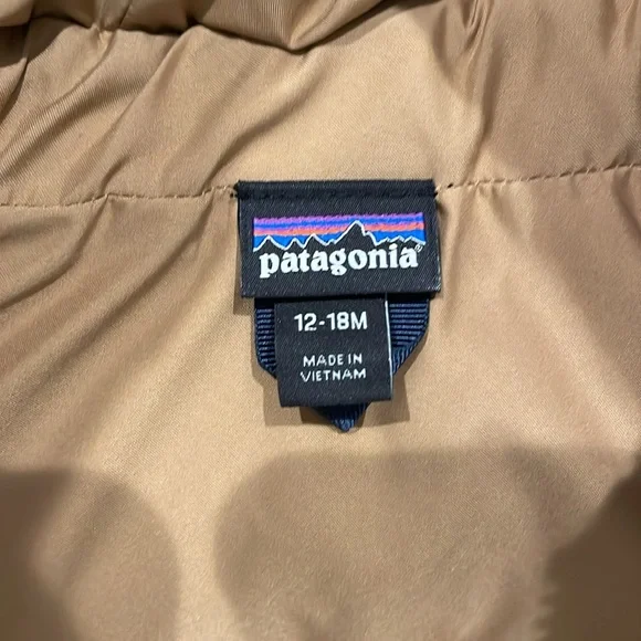 Patagonia Toddler Hi-Loft Parka - Tan - Size 12M-18M - Picture 4 of 6
